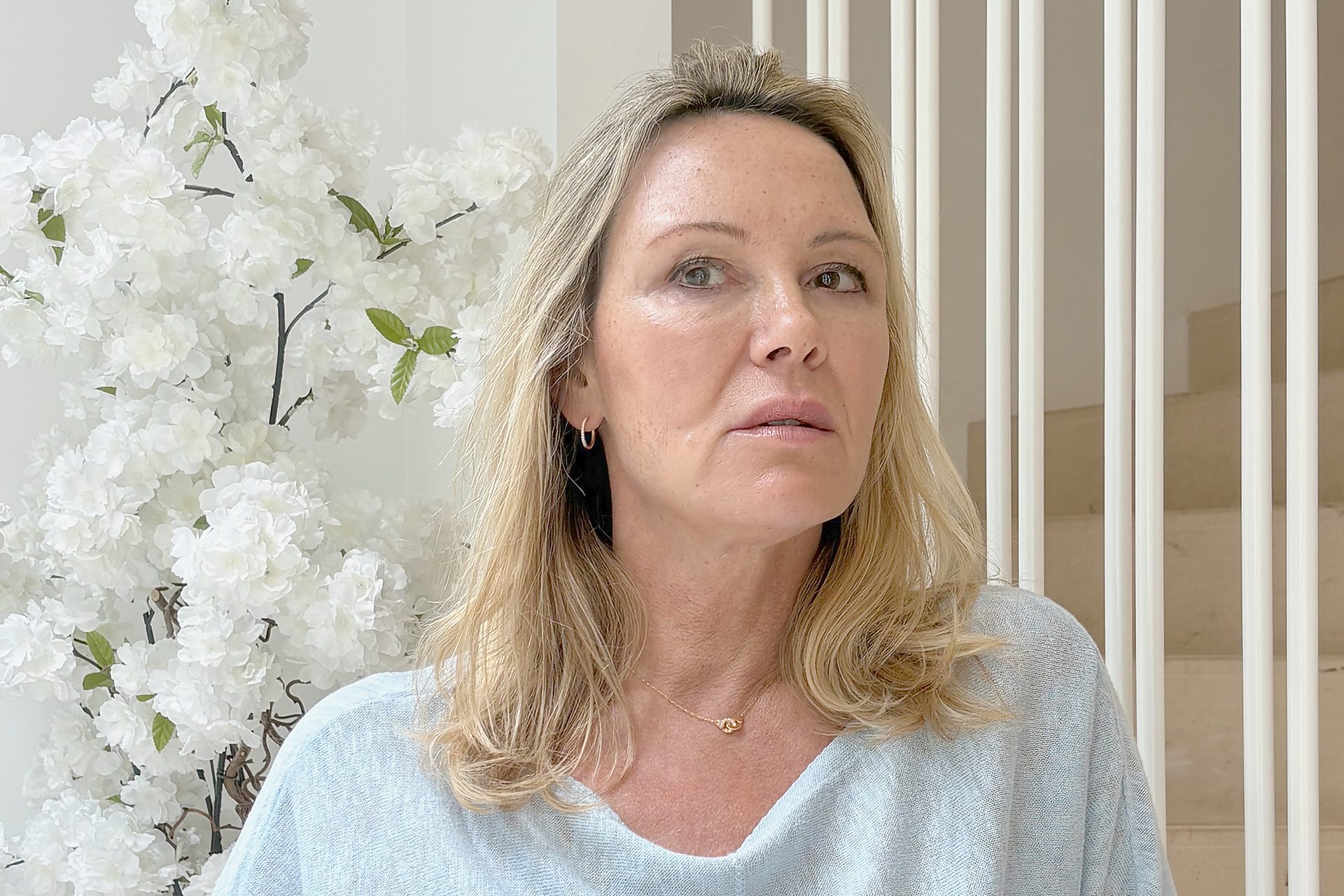 Dr Sophie Martella Favre dans son cabinet parisien